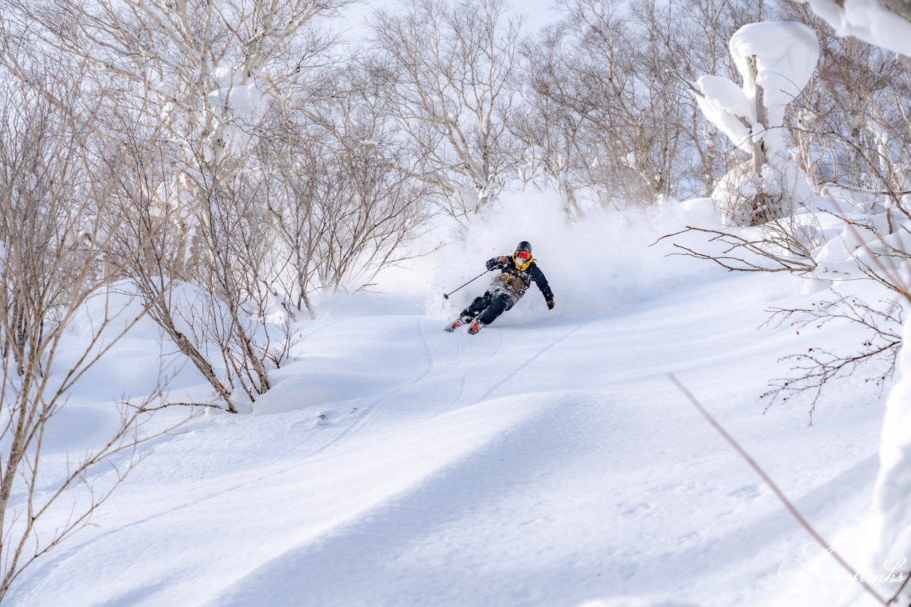 標高1,023ｍ。手稲山を知り尽くしたプロスキーヤー・中西太洋さんと行く、“マザーマウンテン”フォトセッション(^_-)-☆